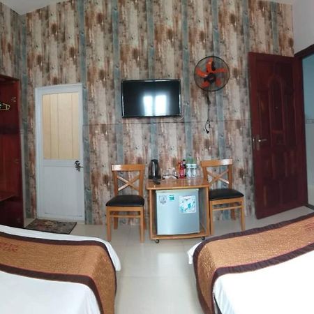Ngan Giang Guesthouse ฟู้โกว๊ก ภายนอก รูปภาพ