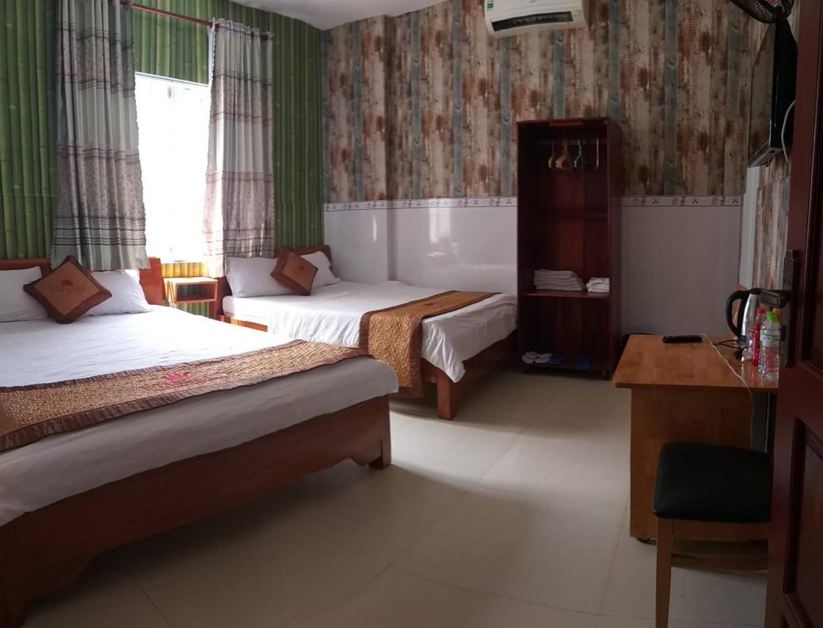Ngan Giang Guesthouse ฟู้โกว๊ก ภายนอก รูปภาพ