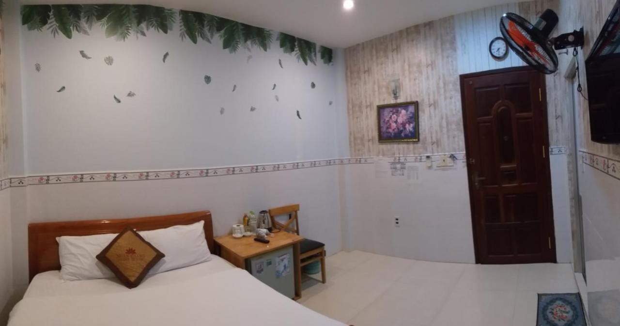 Ngan Giang Guesthouse ฟู้โกว๊ก ภายนอก รูปภาพ